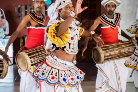 Cultural Performance in Kandy